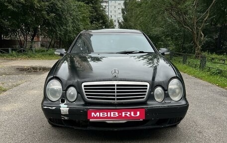 Mercedes-Benz CLK-Класс, 2001 год, 360 000 рублей, 3 фотография