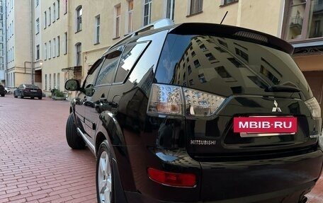 Mitsubishi Outlander III рестайлинг 3, 2007 год, 1 499 999 рублей, 6 фотография