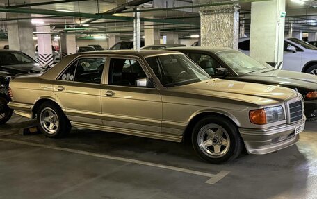 Mercedes-Benz S-Класс, 1982 год, 950 000 рублей, 3 фотография