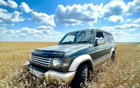 Mitsubishi Pajero III рестайлинг, 1993 год, 780 000 рублей, 2 фотография