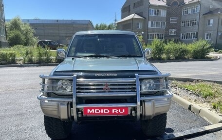 Mitsubishi Pajero III рестайлинг, 1993 год, 780 000 рублей, 3 фотография