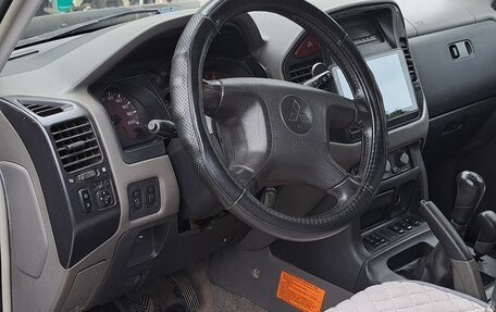 Mitsubishi Pajero III рестайлинг, 2002 год, 1 100 000 рублей, 5 фотография