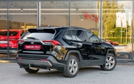 Toyota RAV4, 2021 год, 2 925 000 рублей, 4 фотография