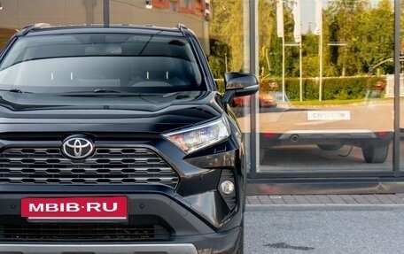 Toyota RAV4, 2021 год, 2 925 000 рублей, 7 фотография