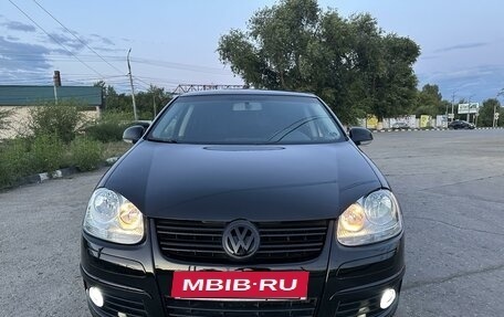 Volkswagen Jetta VI, 2010 год, 740 000 рублей, 3 фотография