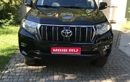 Toyota Land Cruiser Prado 150 рестайлинг 2, 2018 год, 5 320 000 рублей, 1 фотография