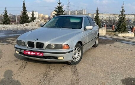 BMW 5 серия, 2000 год, 550 000 рублей, 1 фотография