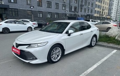 Toyota Camry, 2019 год, 3 450 000 рублей, 1 фотография