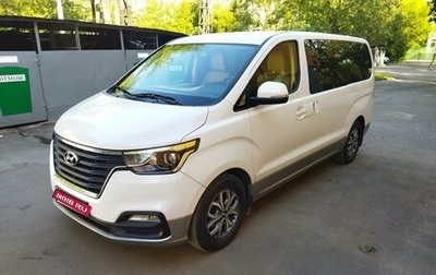 Hyundai H-1 II рестайлинг, 2019 год, 2 960 000 рублей, 1 фотография