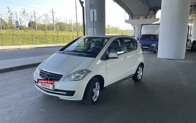 Mercedes-Benz A-Класс, 2011 год, 750 000 рублей, 1 фотография