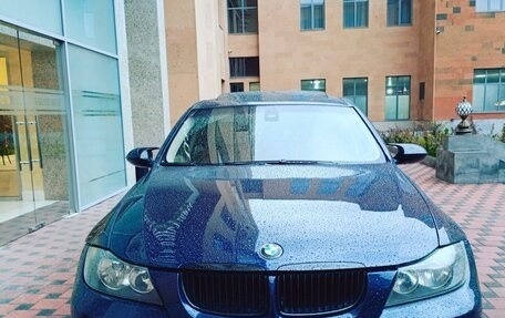 BMW 3 серия, 2006 год, 750 000 рублей, 1 фотография