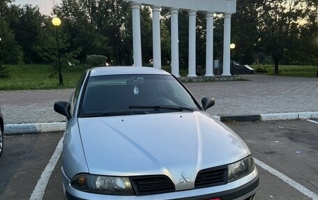 Mitsubishi Carisma I, 2003 год, 300 000 рублей, 1 фотография