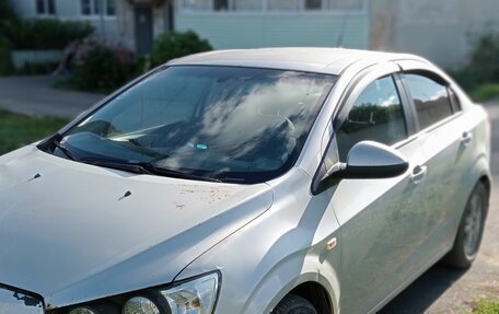 Chevrolet Aveo III, 2013 год, 400 000 рублей, 2 фотография