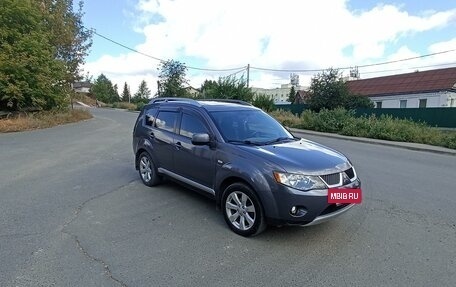 Mitsubishi Outlander III рестайлинг 3, 2007 год, 1 250 000 рублей, 3 фотография