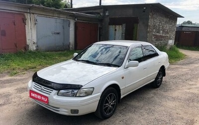 Toyota Camry, 1999 год, 699 000 рублей, 1 фотография