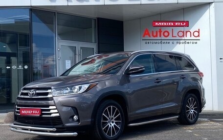 Toyota Highlander III, 2019 год, 4 919 000 рублей, 1 фотография