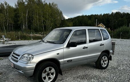 Chevrolet Niva I рестайлинг, 2006 год, 395 000 рублей, 1 фотография