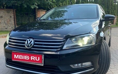 Volkswagen Passat B7, 2012 год, 1 555 000 рублей, 1 фотография