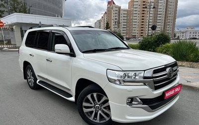 Toyota Land Cruiser 200, 2018 год, 7 800 000 рублей, 1 фотография