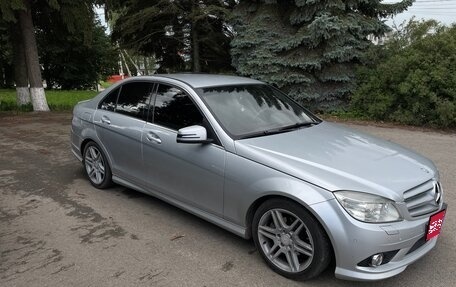 Mercedes-Benz C-Класс, 2008 год, 1 300 000 рублей, 1 фотография