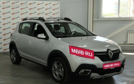 Renault Sandero II рестайлинг, 2019 год, 1 260 000 рублей, 1 фотография