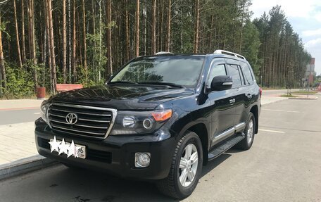 Toyota Land Cruiser 200, 2015 год, 4 550 000 рублей, 1 фотография