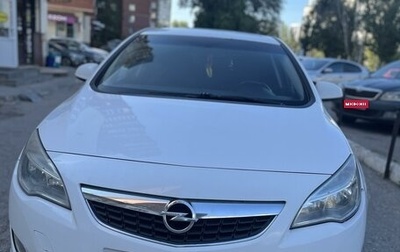 Opel Astra J, 2011 год, 780 000 рублей, 1 фотография