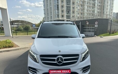 Mercedes-Benz V-Класс, 2019 год, 5 888 888 рублей, 1 фотография