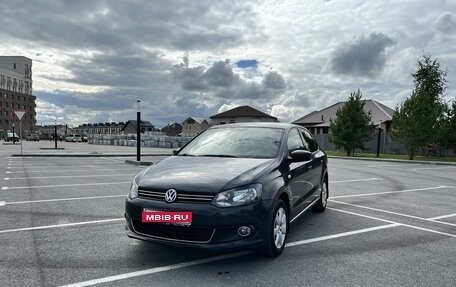 Volkswagen Polo VI (EU Market), 2011 год, 920 000 рублей, 1 фотография