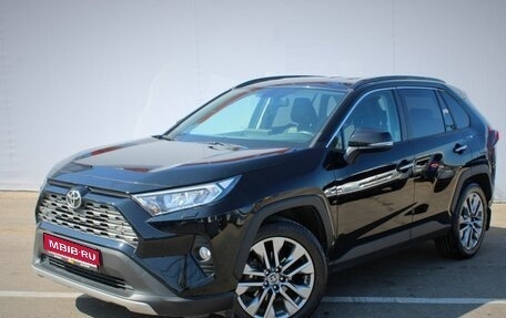 Toyota RAV4, 2020 год, 3 390 000 рублей, 1 фотография