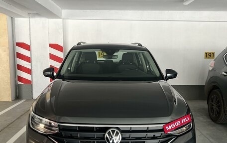 Volkswagen Tiguan II, 2021 год, 3 530 000 рублей, 1 фотография