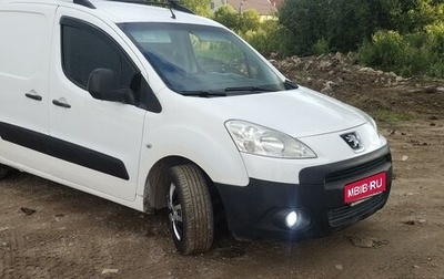 Peugeot Partner II рестайлинг 2, 2011 год, 680 000 рублей, 1 фотография