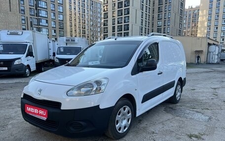 Peugeot Partner II рестайлинг 2, 2013 год, 899 000 рублей, 1 фотография