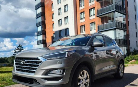 Hyundai Tucson III, 2019 год, 2 100 000 рублей, 1 фотография