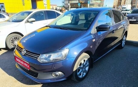 Volkswagen Polo VI (EU Market), 2012 год, 750 000 рублей, 1 фотография