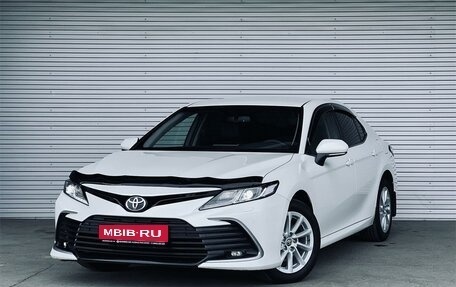 Toyota Camry, 2021 год, 3 375 000 рублей, 1 фотография