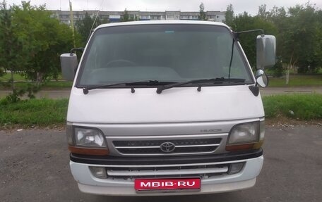 Toyota HiAce H100, 1998 год, 450 000 рублей, 1 фотография