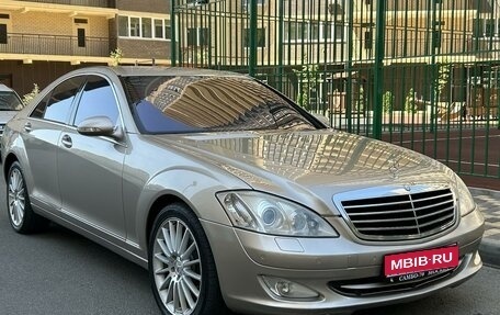 Mercedes-Benz S-Класс, 2007 год, 1 295 000 рублей, 1 фотография