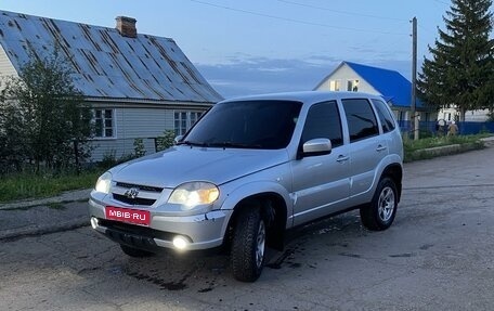 Chevrolet Niva I рестайлинг, 2018 год, 850 000 рублей, 1 фотография