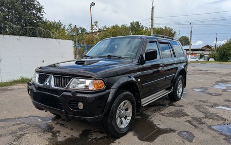 Mitsubishi Pajero Sport II рестайлинг, 2006 год, 1 800 000 рублей, 1 фотография