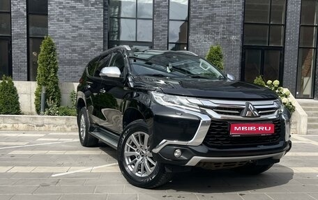 Mitsubishi Pajero Sport III рестайлинг, 2018 год, 2 990 000 рублей, 1 фотография