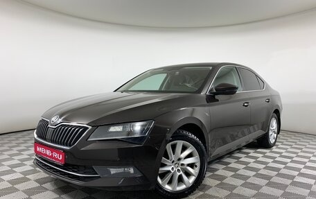 Skoda Superb III рестайлинг, 2018 год, 1 587 000 рублей, 1 фотография