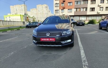 Volkswagen Passat B7, 2012 год, 1 500 000 рублей, 1 фотография