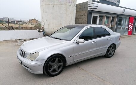 Mercedes-Benz C-Класс, 2002 год, 440 000 рублей, 1 фотография