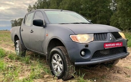 Mitsubishi L200 IV рестайлинг, 2007 год, 890 000 рублей, 1 фотография