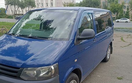 Volkswagen Transporter T5 рестайлинг, 2010 год, 1 800 000 рублей, 1 фотография