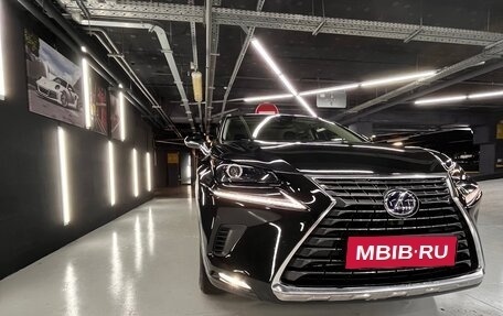 Lexus NX I, 2019 год, 3 650 000 рублей, 1 фотография