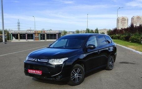 Mitsubishi Outlander III рестайлинг 3, 2013 год, 1 450 000 рублей, 1 фотография