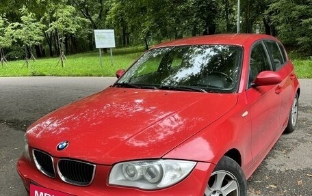 BMW 1 серия, 2005 год, 730 000 рублей, 1 фотография