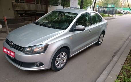 Volkswagen Polo VI (EU Market), 2013 год, 1 070 000 рублей, 1 фотография